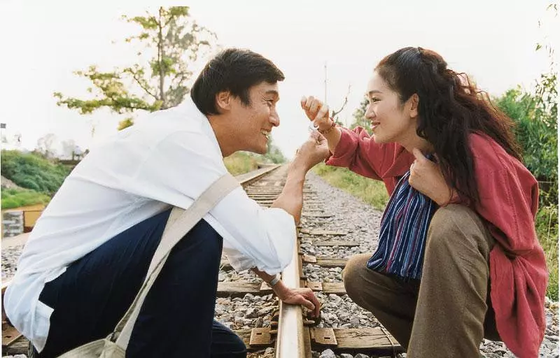 图片[2]-周渔的火车 蓝光原盘下载/Zhou Yu’s Train 2003 周渔的火车 19.49G-心动之光